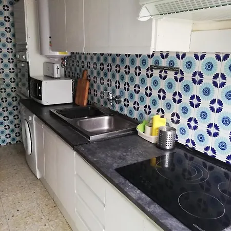 Guijarro Con Piscina 
