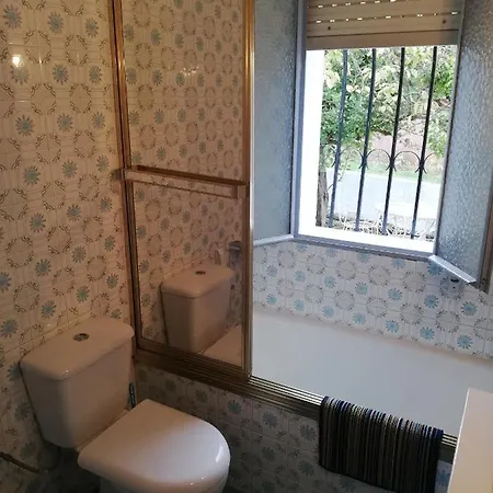 Guijarro Con Piscina 