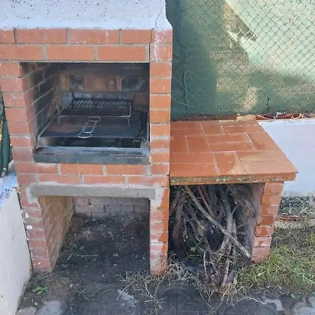 Guijarro Con Piscina 
