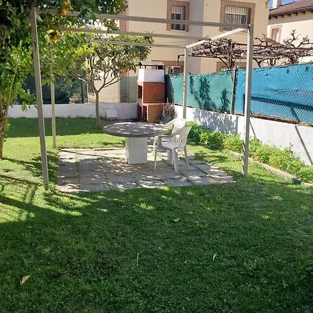 Holiday home Guijarro Con Piscina 