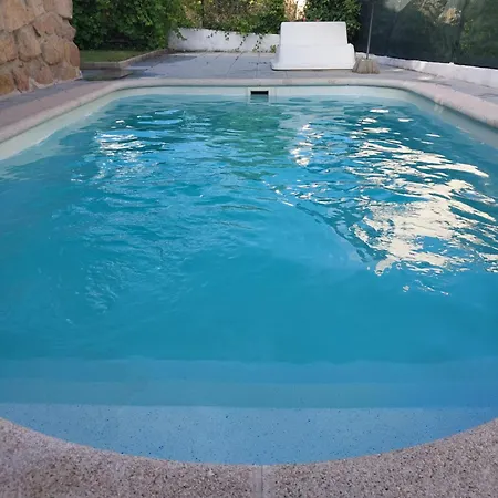 Holiday home Guijarro Con Piscina 